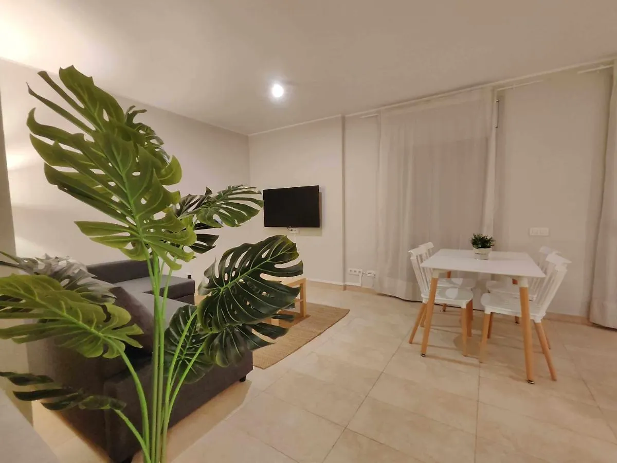 Mazi Apartments Havana Mataró 0*,